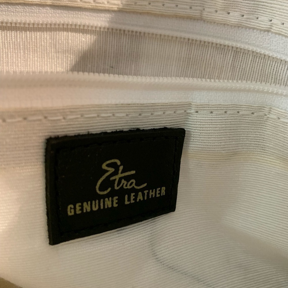Etra leather embossed white shoulder handbag - Picture 4 of 5